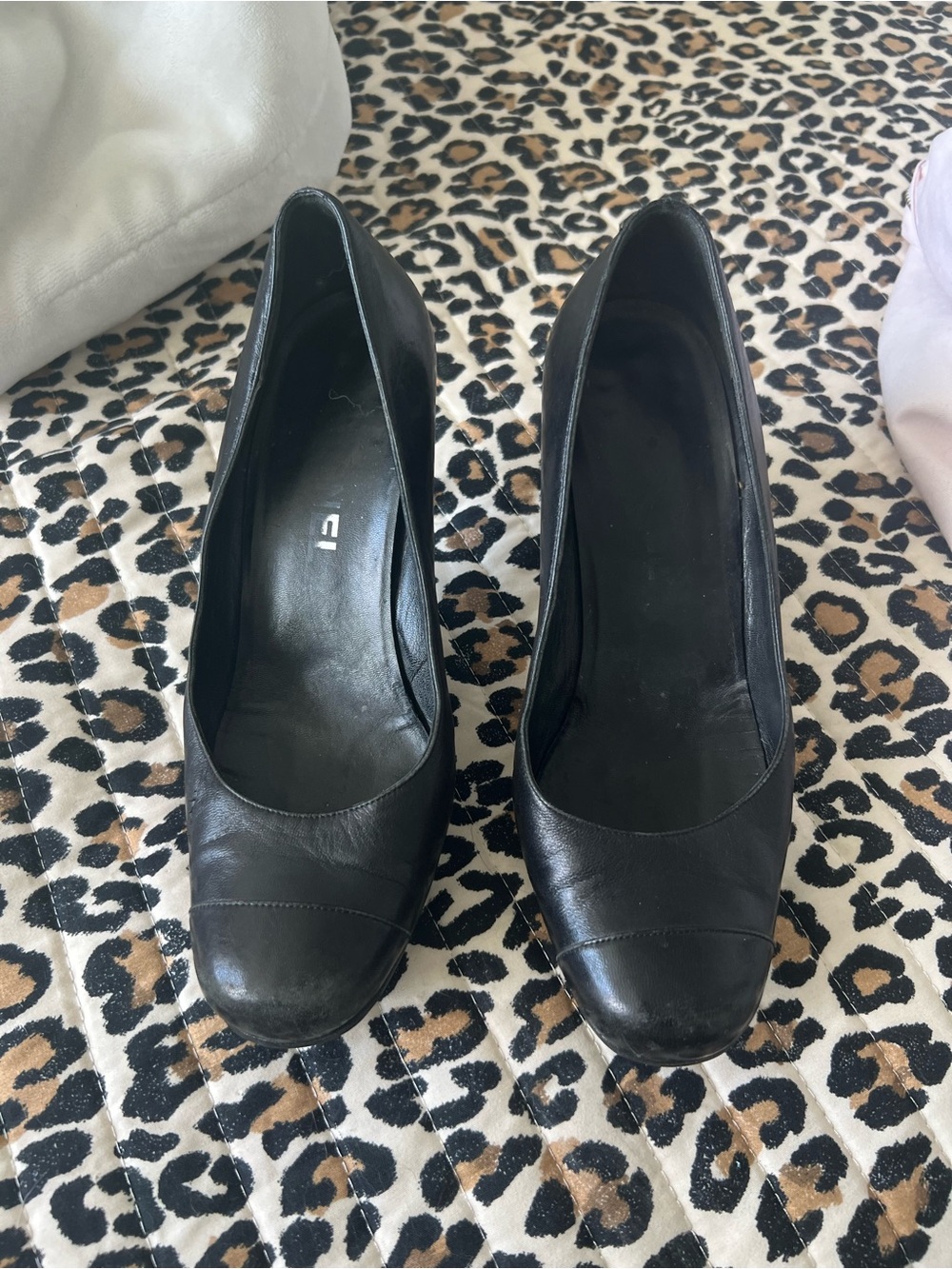 CHANEL Black Leather Classic Round-Toe Pumps